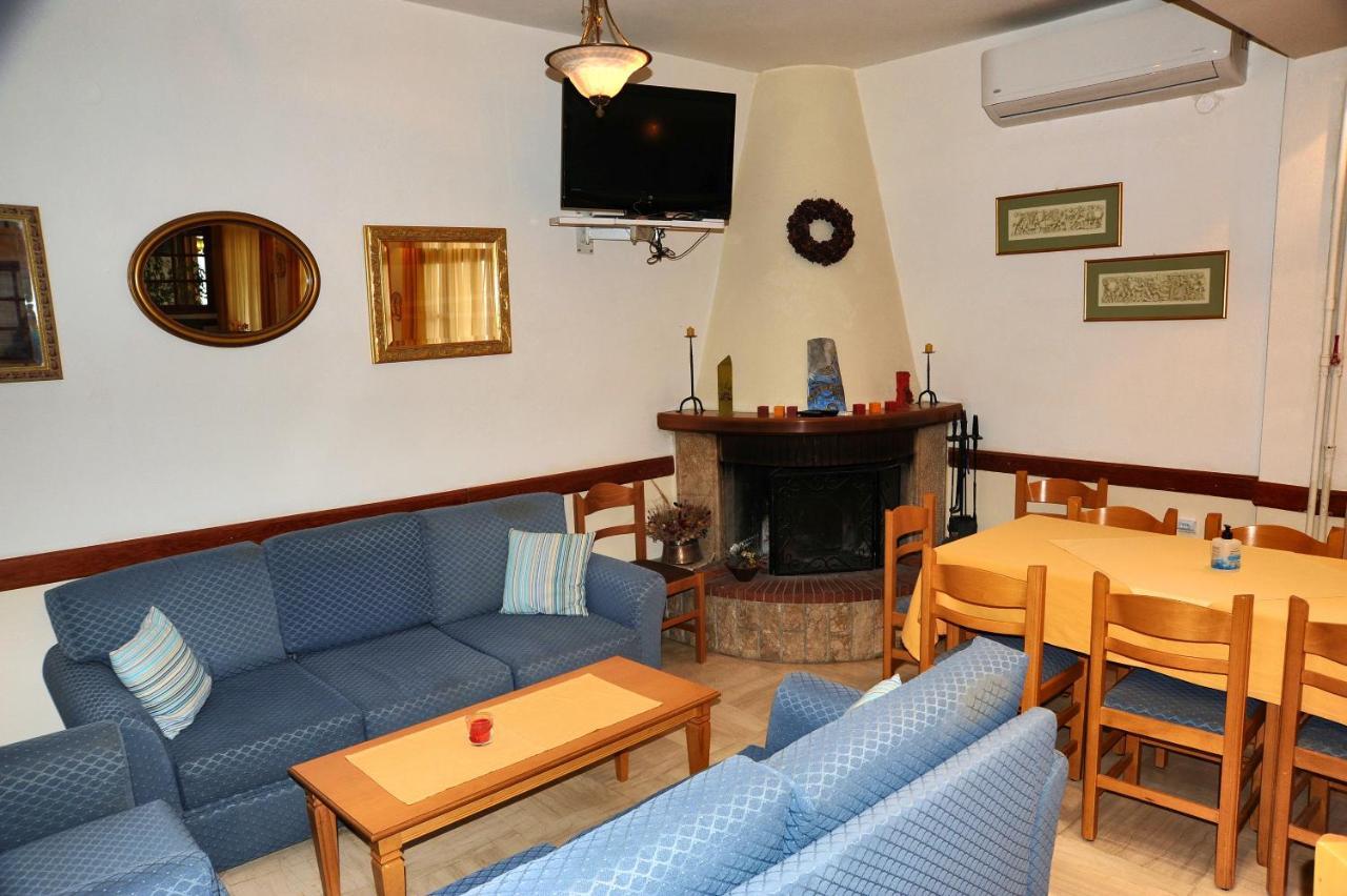 Castri Hotel Delphi Екстер'єр фото