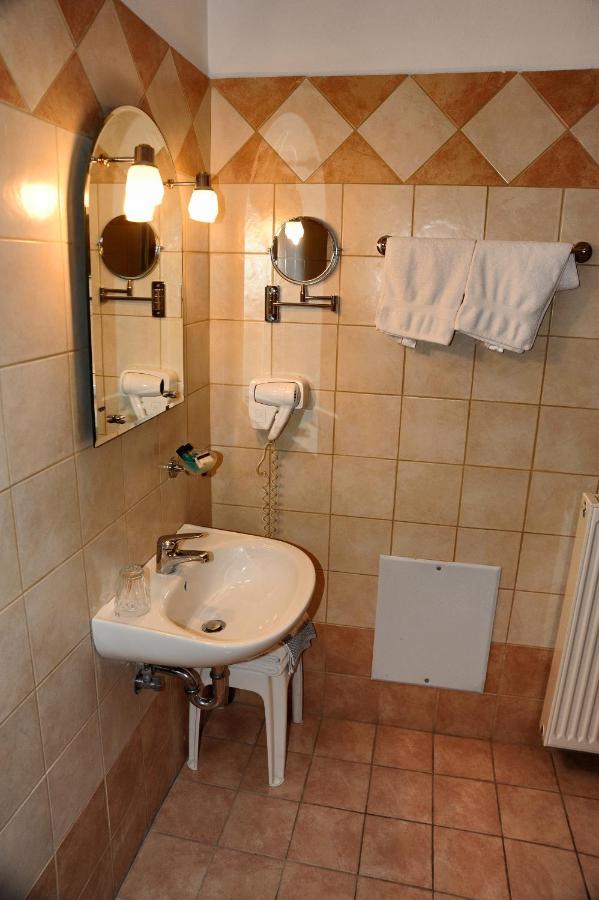 Castri Hotel Delphi Екстер'єр фото