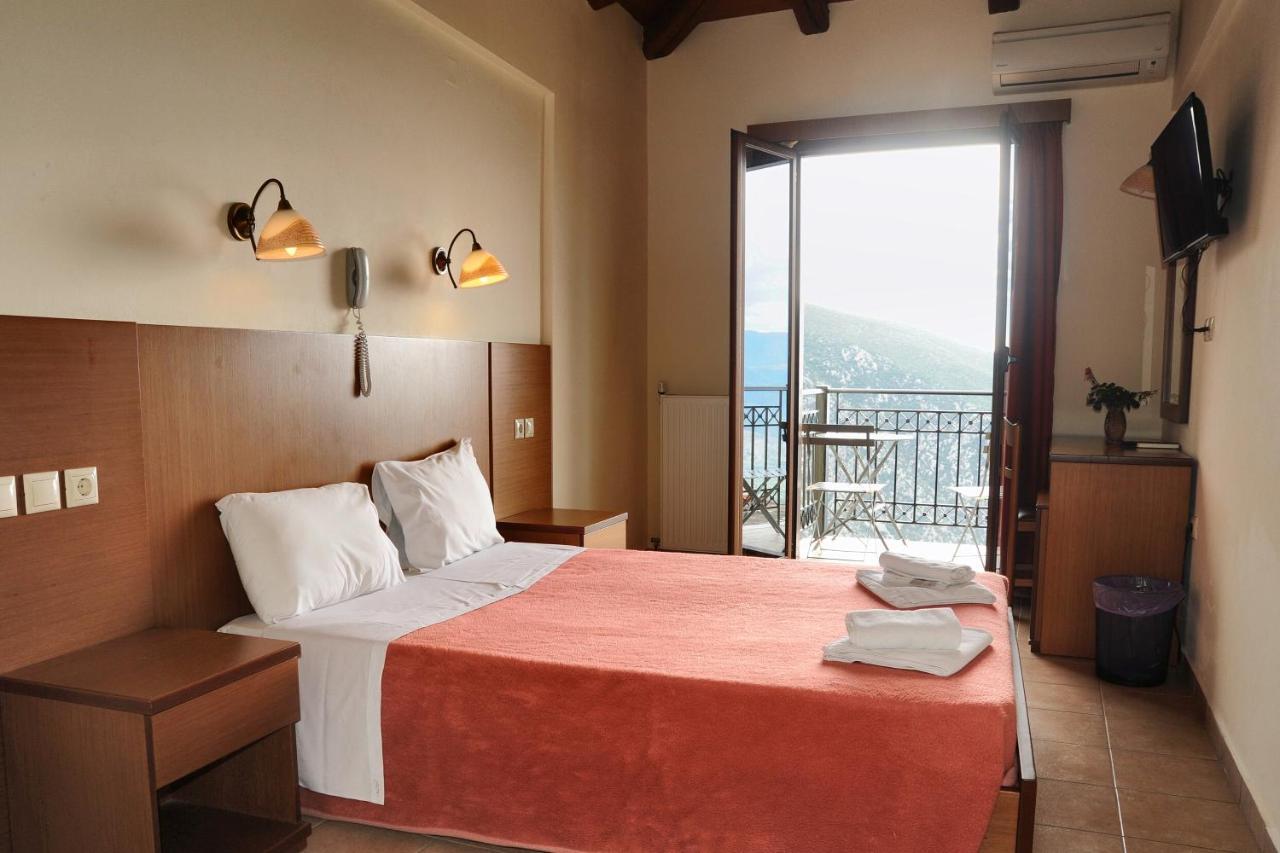 Castri Hotel Delphi Екстер'єр фото