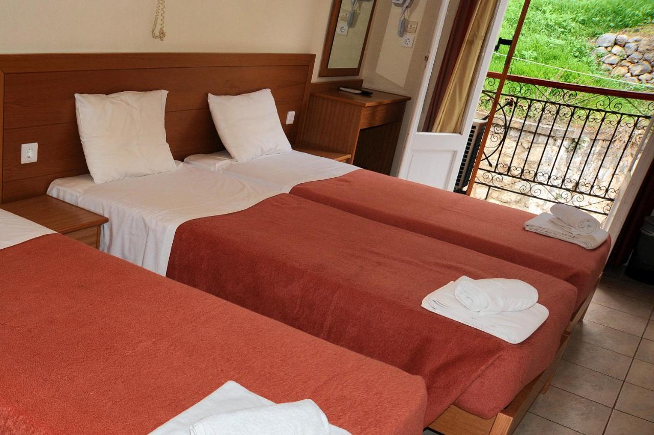 Castri Hotel Delphi Екстер'єр фото