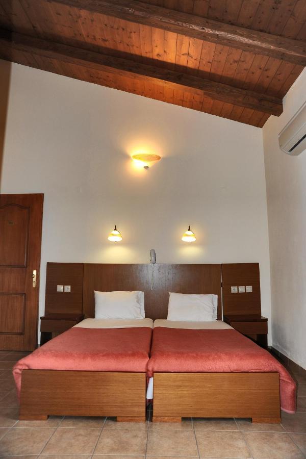 Castri Hotel Delphi Екстер'єр фото
